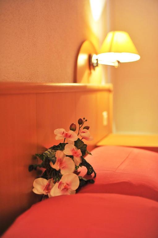 Hotel Ristorante Grotto Serta Lamone Exteriér fotografie